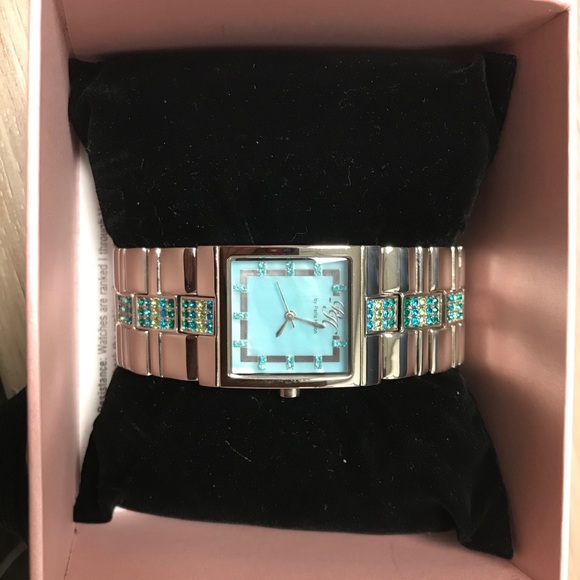NWT Paris Hilton Stainless Steel Watch with aqua face - Picture 5 of 6